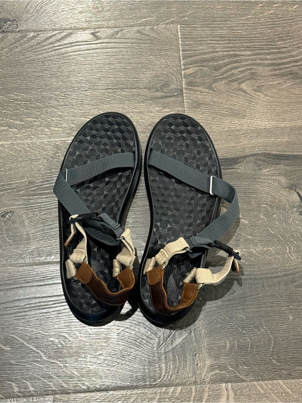 Danner Men's Wallowa Outdoor Sandals - Gray & Tan - Picture 3 of 7